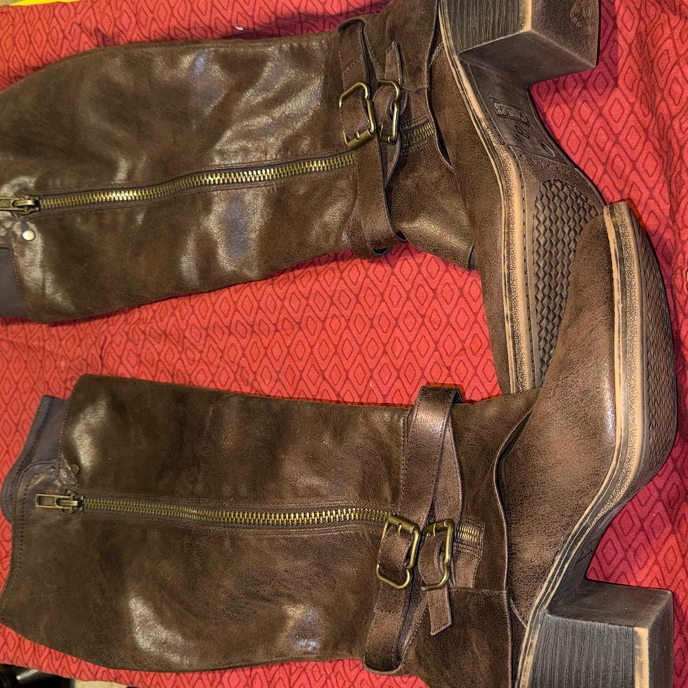 Carlos by Carlos Santana tall brown heeled boots size 9